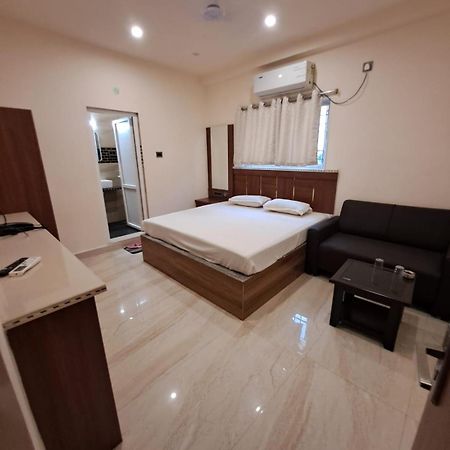 Hotel Vivek Patna  Kültér fotó