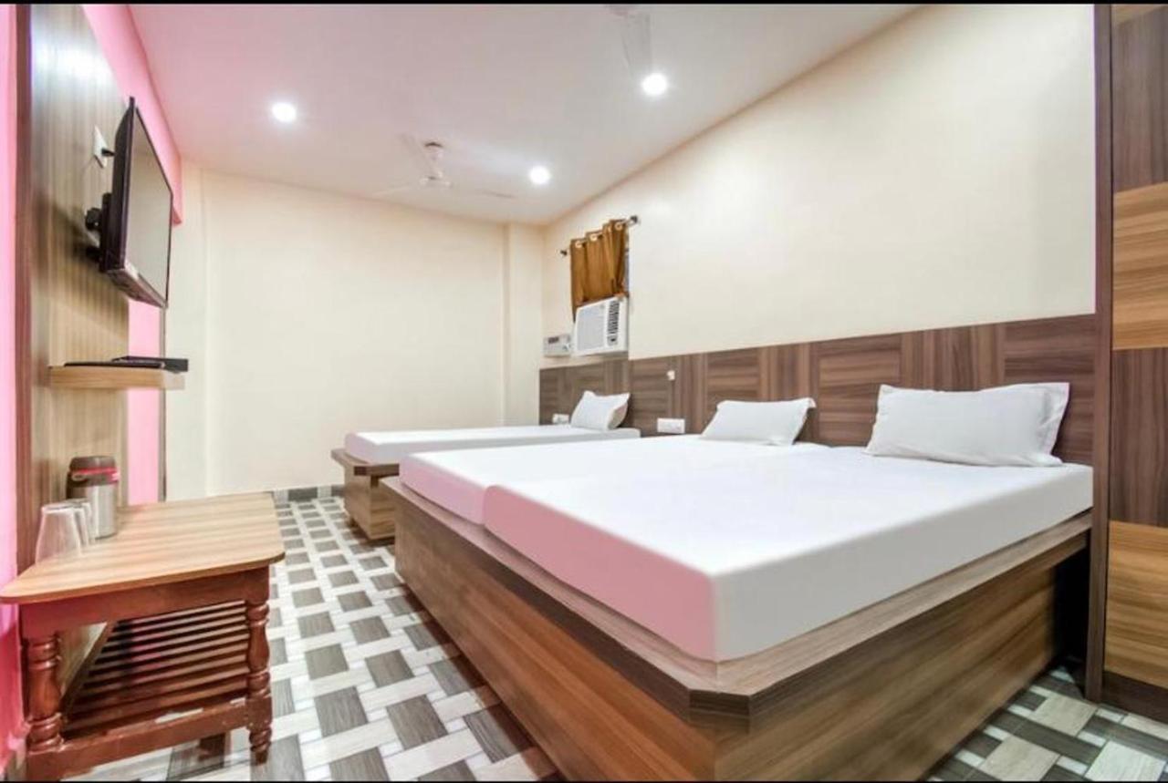 Hotel Vivek Patna  Kültér fotó