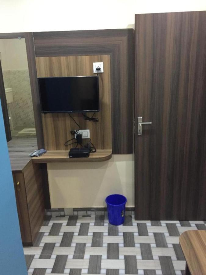 Hotel Vivek Patna  Kültér fotó