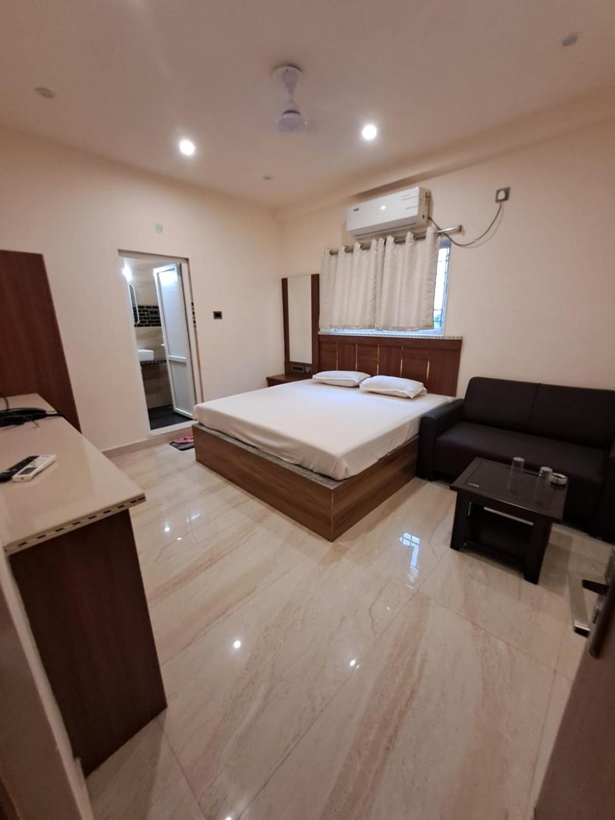 Hotel Vivek Patna  Kültér fotó