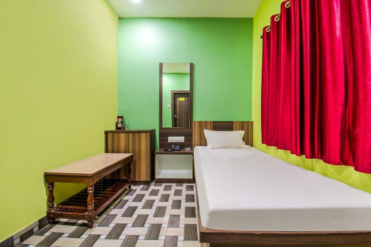 Hotel Vivek Patna  Kültér fotó